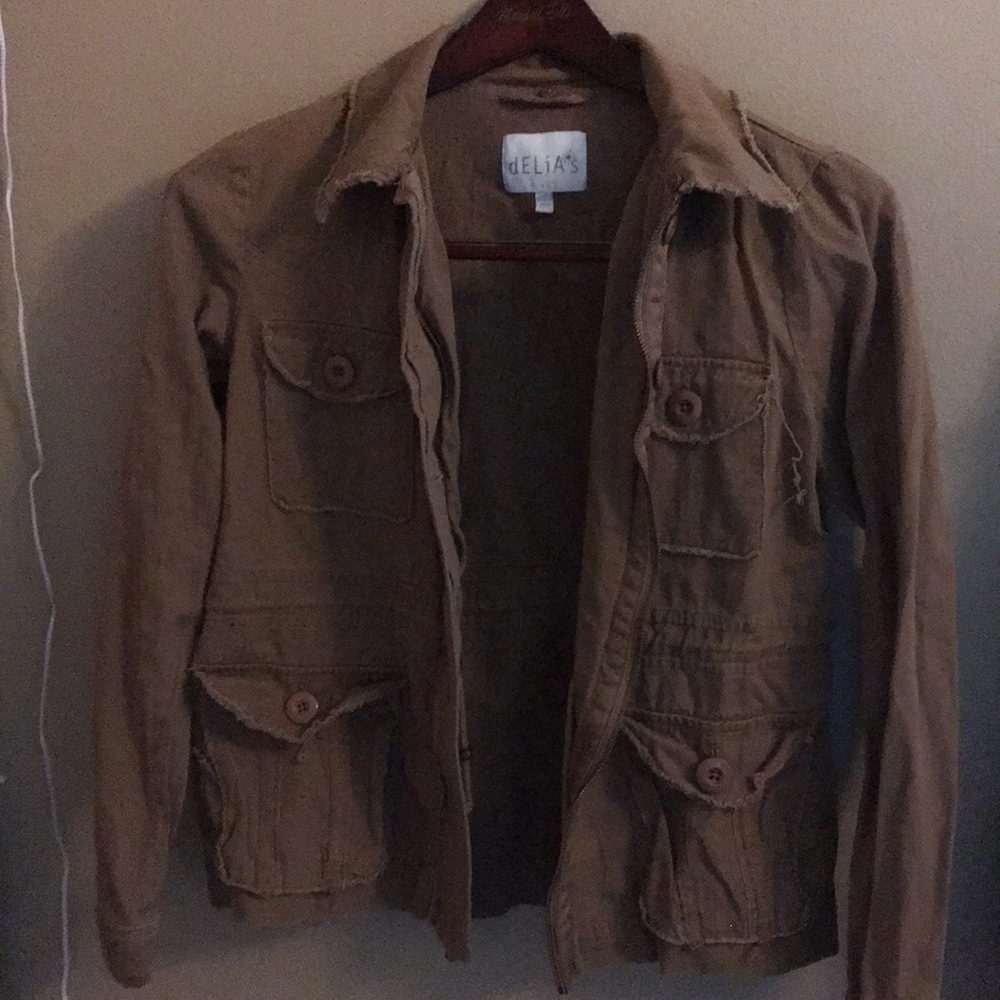 Light weight jacket. Size large.